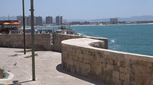 עיר שוממת: אתרי התיירות של עכו עומדים ריקים - והעסקים נאבקים לשרוד
