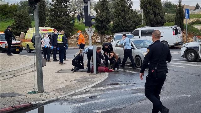  פיגוע דקירה בירושלים اعتداء طعن 
