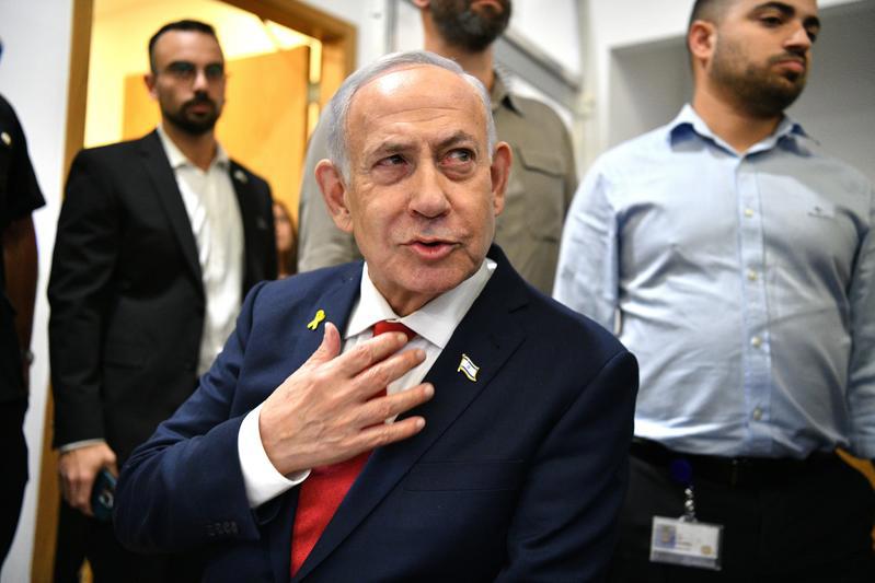 ראש הממשלה בנימין נתניהו בבית המשפט המחוזי בתל אביב, אוקטובר 2025
