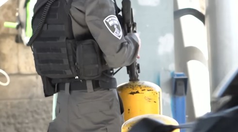 לא רק הברחות שב"חים: שוטרי מג"ב מפלוגת "אבנט" תועדו מכים פלסטינים