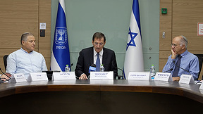 ״איראן תנסה להתערב״: האזהרה של ראש השב"כ בדיון הדרמטי לפני הבחירות