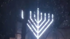 חנוכייה בלביב באוקראינה