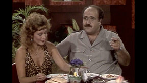 בסאם זועמט יושב עם דפנה אילת (30.11.1985)