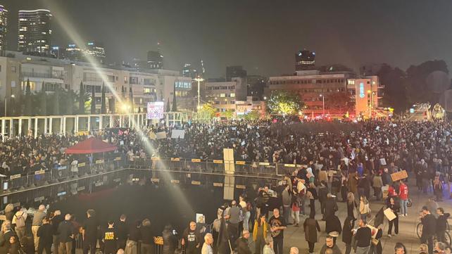 מחאת ענק נגד האלימות בחברה הערבית, בכיכר הבימה
