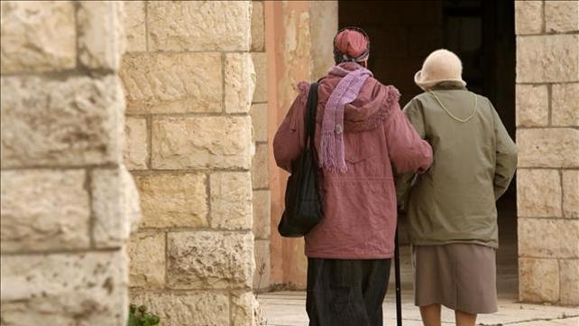 נשים מבוגרות בירושלים, פברואר 2012