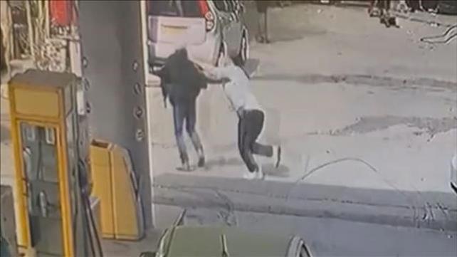 תיעוד שלום קדוש מותקף