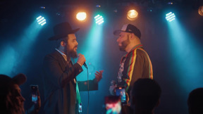 כאן 11