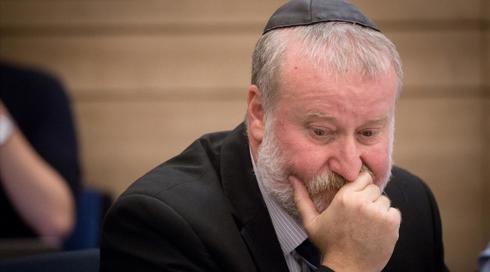 מנדלבליט רומז: ספק אם נתניהו יוכל לעסוק בחוק החסינות (1)