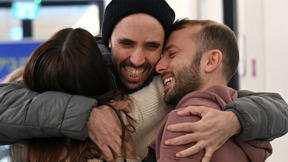ההמתנה מורטת העצבים של משפחות החטופים: האם חמאס יסכים למתווה החדש?