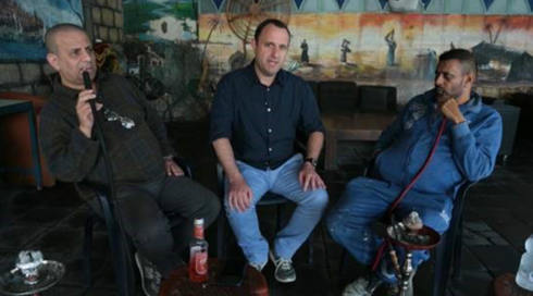 מחושך לאור: הגיע הזמן שנפסיק לפחד מהשפה הערבית