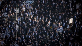 הפגנה חרדים קיצונים מחאה חוק הגיוס הפלג הירושלמי F240411YS112