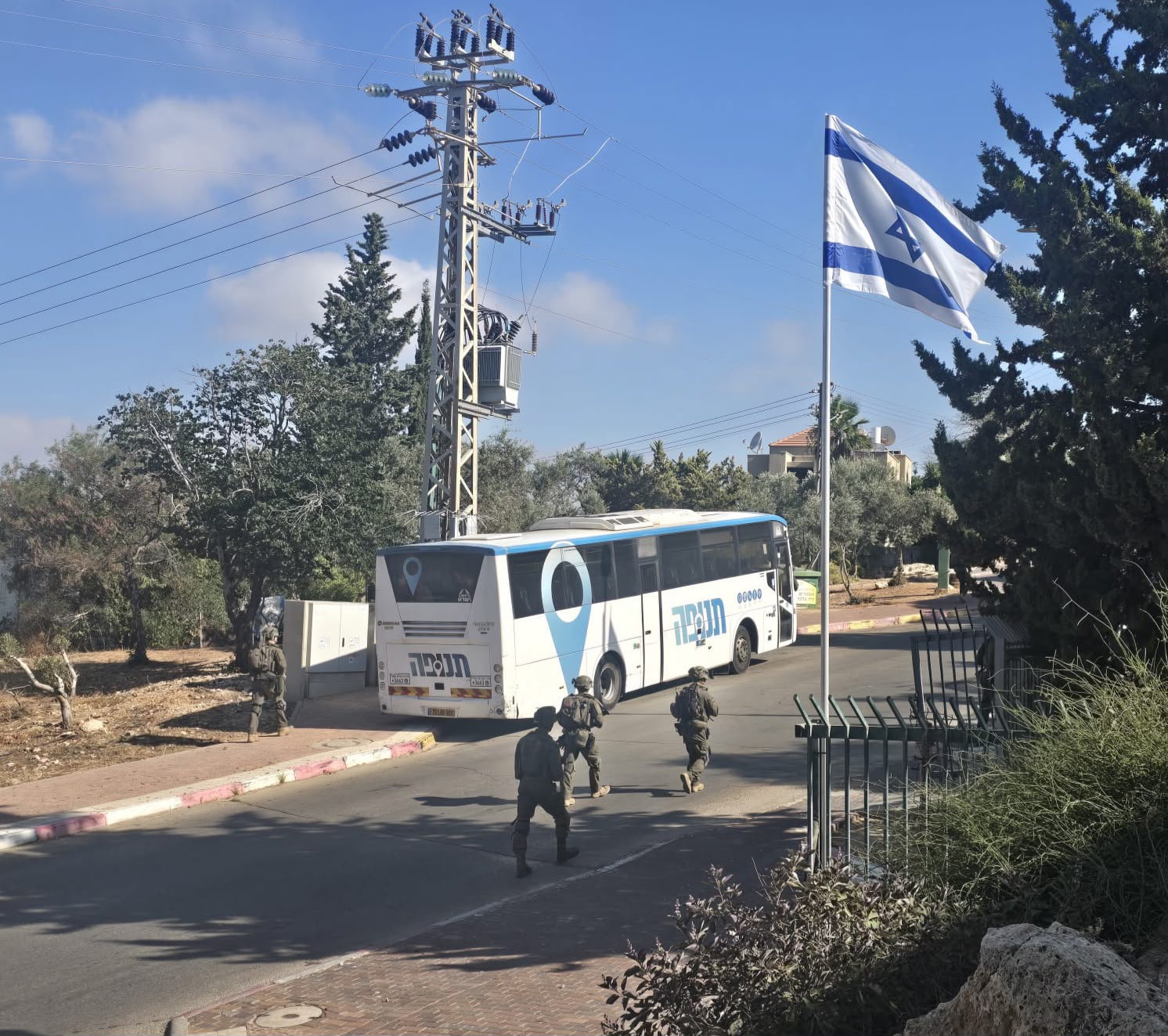 צהל סורק אחר חשודים בבית אריה, הלילה