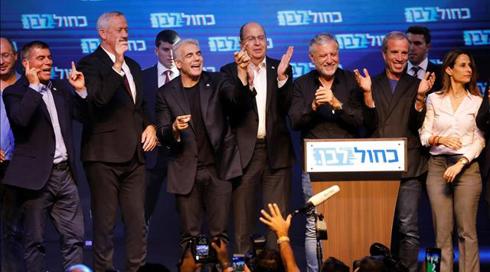מקשיחים עמדות: בכחול לבן הבהירו - לא נקים ממשלת מיעוט בתמיכת המשותפת
