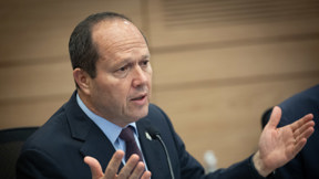 השר ניר ברקת