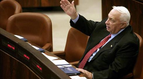 אריאל שרון התאהב בקרב מול הימין האידיאולוגי – והלך אל הקצה עם תוכנית ההתנתקות