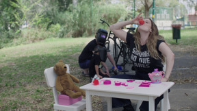 נועה מנור בסטנד-אפ | הסללה מגדרית