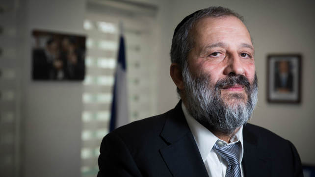 אריה דרעי