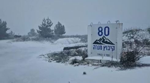 "קורל" בשיא: שלג יורד בפסגות הגליל, פתיתים בירושלים