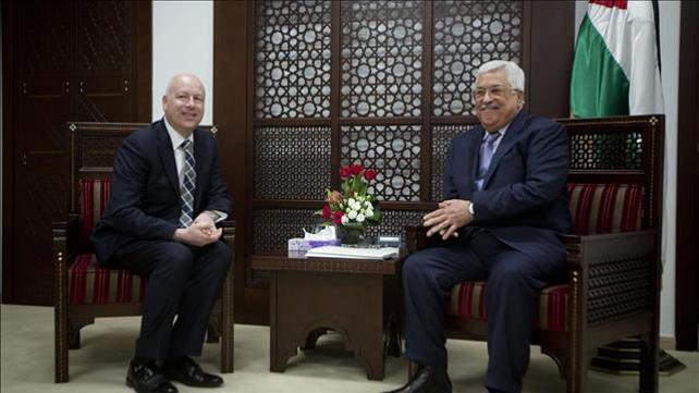 ג'ייסון גרינבלט ואבו מאזן