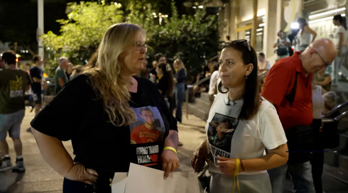 "ביידן דיבר איתי - נתניהו לא": מאבק המשפחות להשאיר את החטופים בתודעה