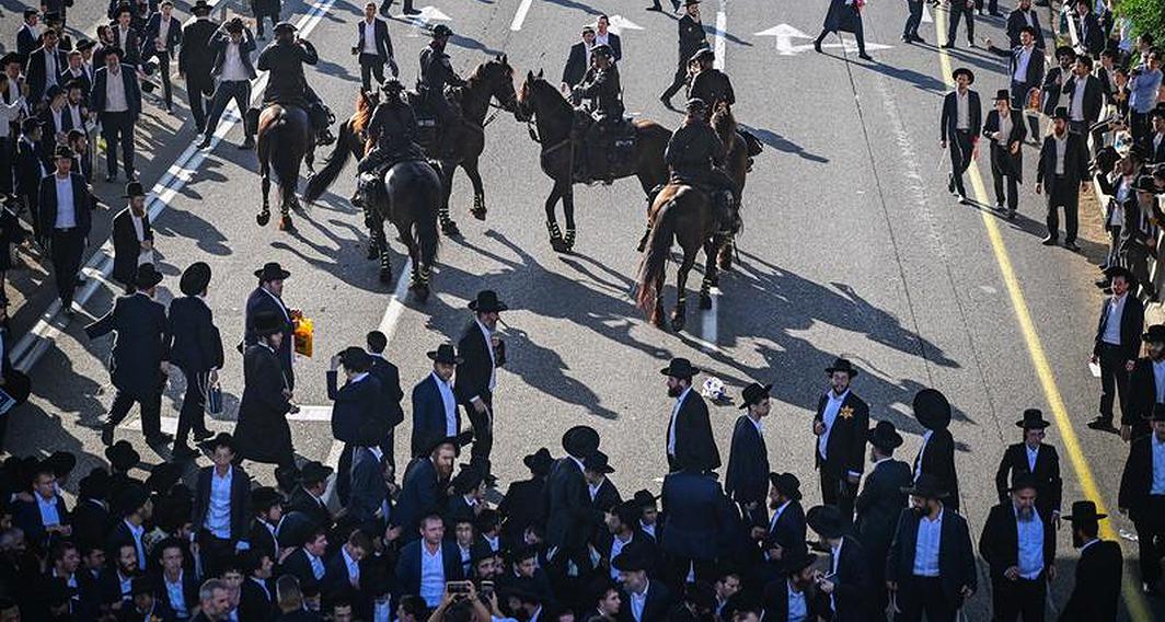 הפגנת חרדים נגד הגיוס לצה"ל בצומת גנות, יוני 2026