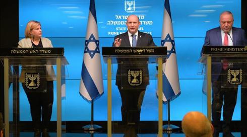 בנט חושף את התוכנית הכלכלית: "נפחית מס למשפחות העובדות, נוריד מכסים על מוצרים"