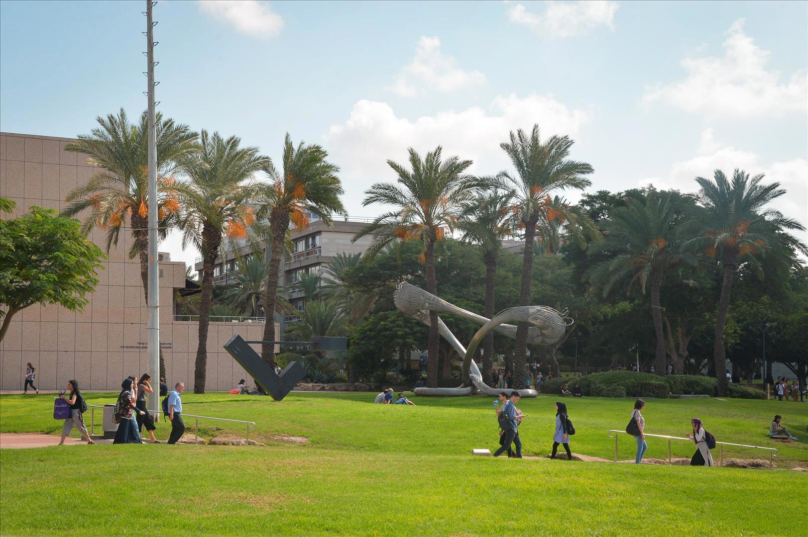 אוניברסיטת תל אביב 