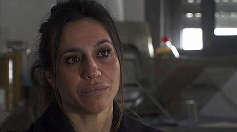 "זורקים אותנו לרחוב": למה מונעים דיור ציבורי מאימהות חד-הוריות שזכאיות לכך?