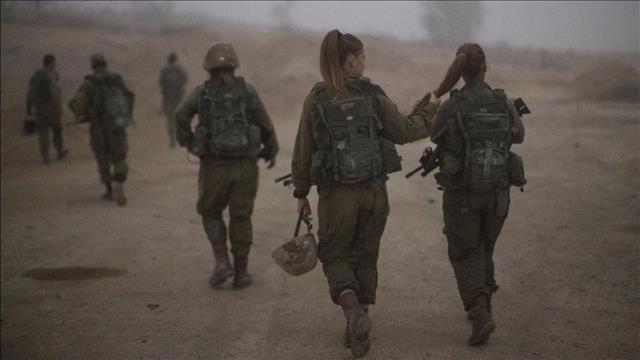 חיילות
