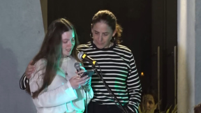 החטופים מספרים