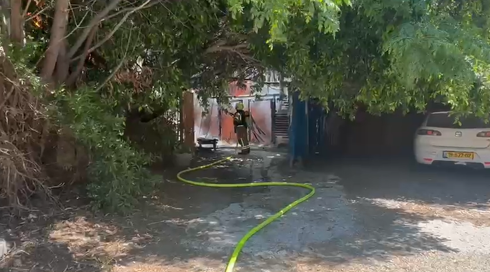 אדם נמצא ללא רוח חיים בשריפה בחיפה