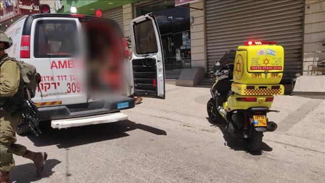 אמבולנס בדקירה בחווארה
