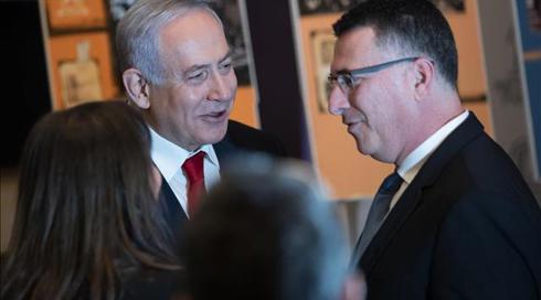 סער נגד נתניהו: "חוק החסינות - אפס תועלת ומקסימום נזק" (1)
