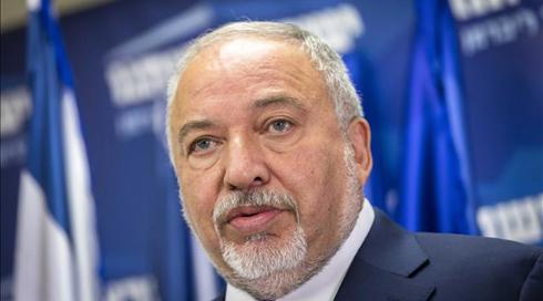 ממשה ליאון ועד מילצ'ן: רשימת ניגודי העניינים של ליברמן נחשפת