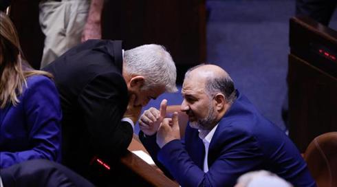 עבאס: יש הבנות רחבות יותר מההסכם הקואליציוני