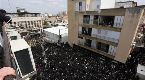 השמרנות של הרב: נציג העולם הישן שעלה להנהגה דווקא בעולם חרדי חדש