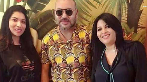בילויים במועדונים וסלפי עם איש חב"ד: מלך מרוקו הפך לאושיית רשת