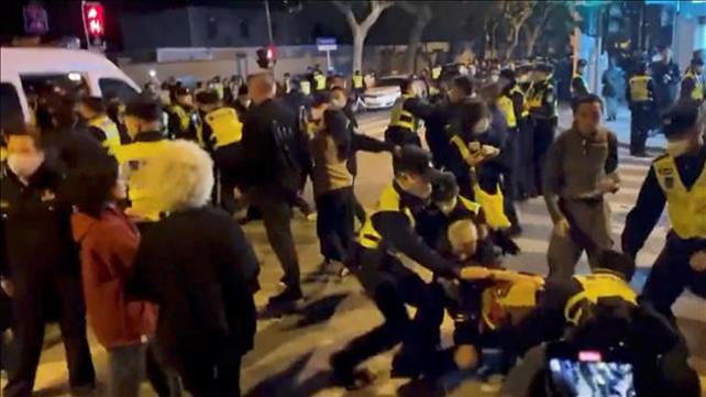 הפגנות בסין נגד מגבלות הקורונה, 27.11.22