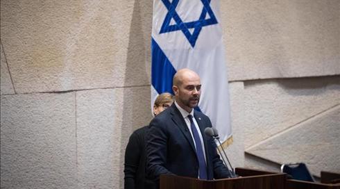 השר אוחנה חשף בכנסת פרטים האסורים לפרסום מחקירת ניר חפץ