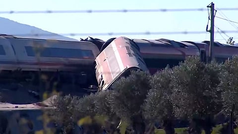 אסון בספרד: עשרות הרוגים בהתנגשות רכבות - 