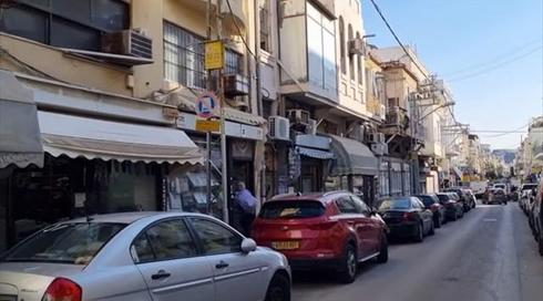 רחוב הקישון OUT, רחוב אפרים קישון IN