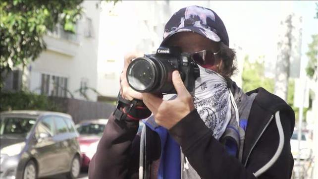 צלמי הפפראצי שנאבקים לשמר את התחום
