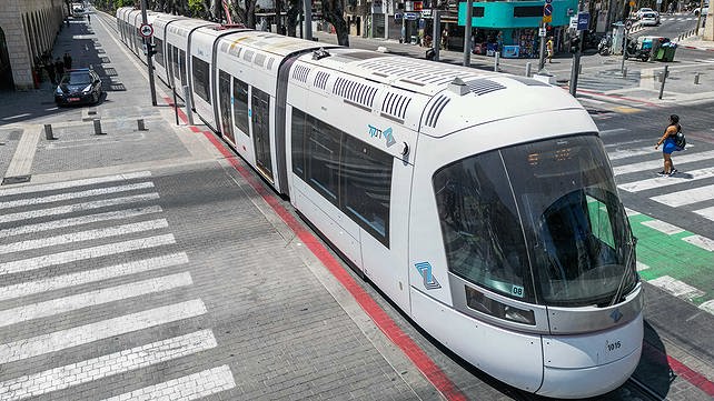 הרכבת הקלה בנסיעת מבחן ביפו, מאי 2023