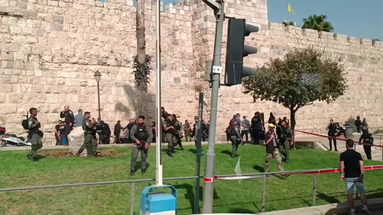 זירת הפיגוע בשער יפו בירושלים
