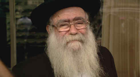 גאולה בירושלים: תוססת וסגורה, פורחת ושורדת