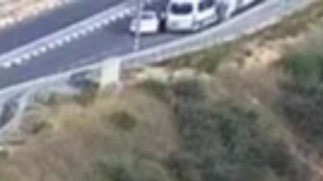 שודד גנב רכב מיניבוס פלסטיני שומרון ישראלי בית אריה 8.6.23