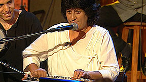 אהובה עוזרי. 1999
