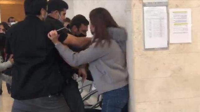 עימות בין ההורים למאבטחים במשפט הבייעת של כרמל מעודה
