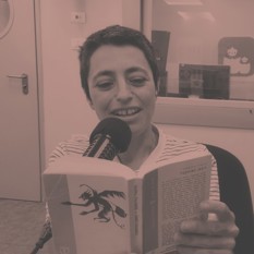 שירה חפר