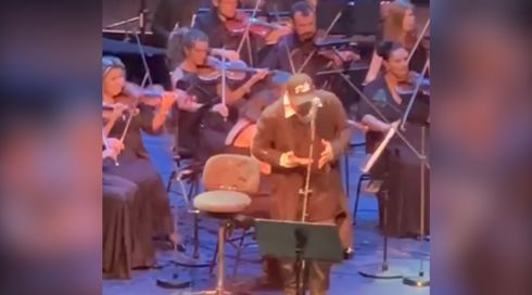 דוד ד'אור על התקרית בהופעתו בפולין: "עיניי דמעו מכאב ומעצב גדול"